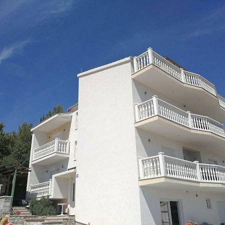 סגט ווראנייצה Apartments Prpic מראה חיצוני תמונה