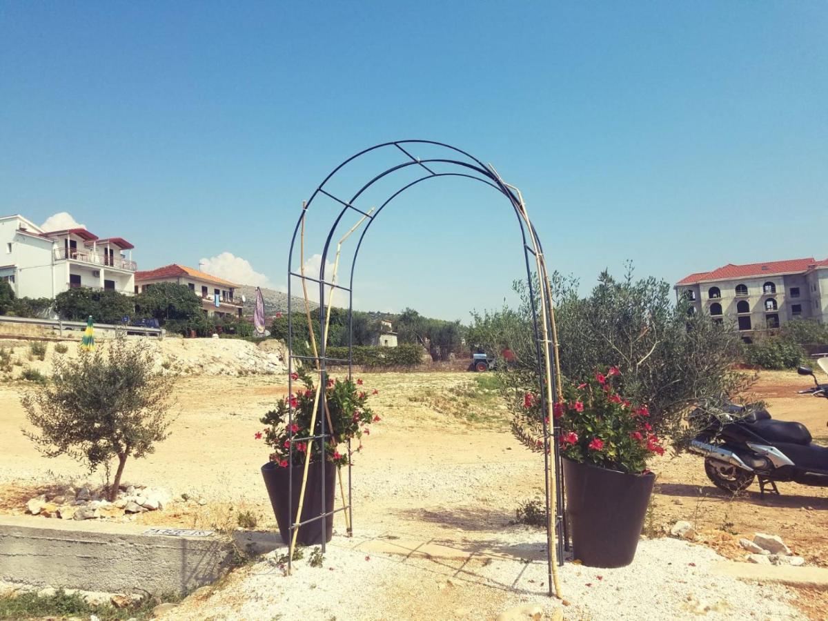 סגט ווראנייצה Apartments Prpic מראה חיצוני תמונה