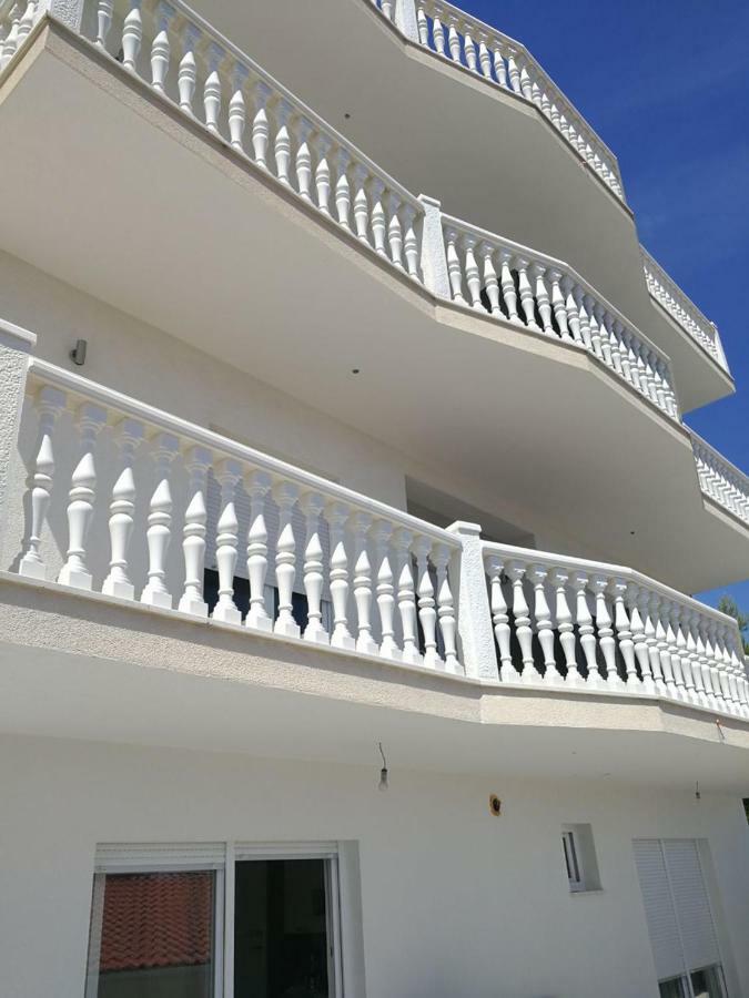 סגט ווראנייצה Apartments Prpic מראה חיצוני תמונה